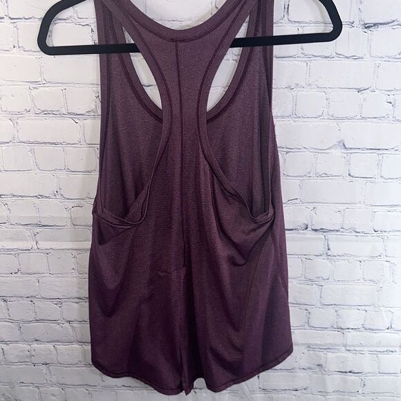 ✨ Purple Lululemon Racerback Tank - Size 8, Perfect Condition - Picture 3 of 5